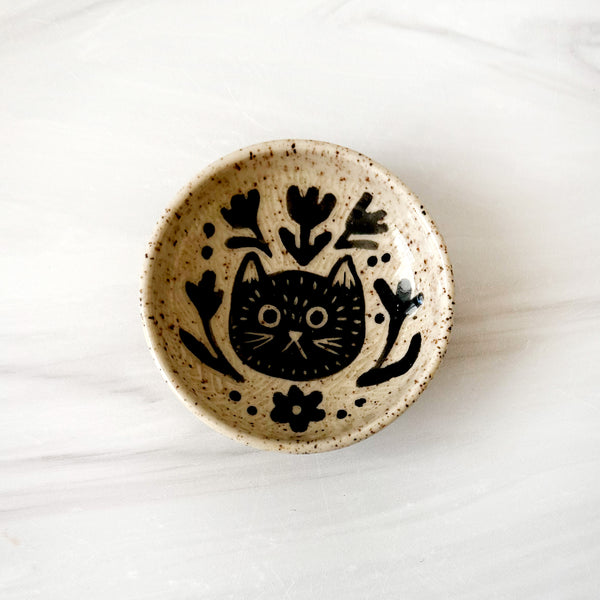 Small Cute Hand Painted Sgraffito Carved Cat Ceramic Ring Dish I