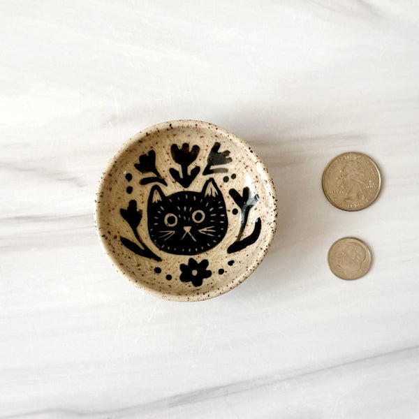 Small Cute Hand Painted Sgraffito Carved Cat Ceramic Ring Dish I