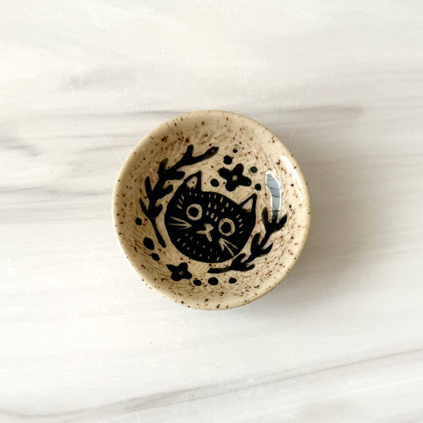 Small Cute Hand Painted Sgraffito Carved Cat Ceramic Ring Dish II