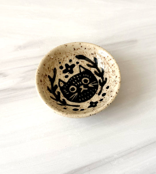 Small Cute Hand Painted Sgraffito Carved Cat Ceramic Ring Dish II
