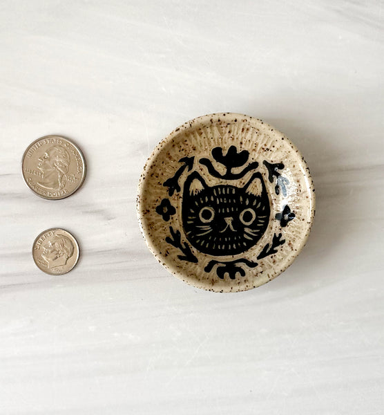 Small Cute Hand Painted Sgraffito Carved Cat Ceramic Ring Dish III