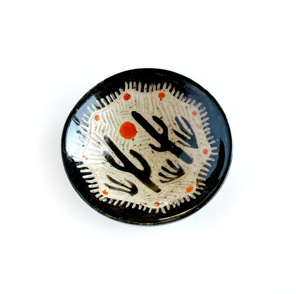 Small Hand Painted Sgraffito Carved Desert Cactus Ceramic Ring Dish 1