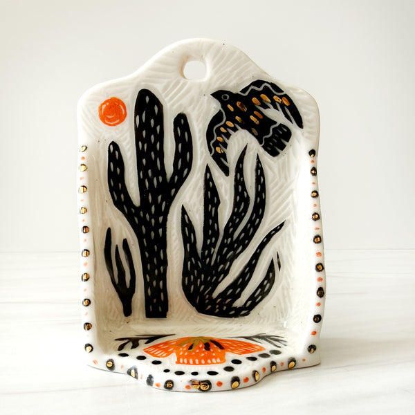 Ceramic Desert Porcelain with Gold Luster Shrine